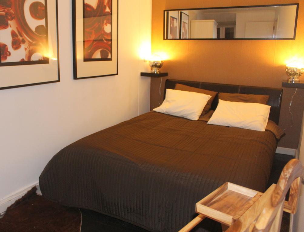 Design Stylish Lisbon Apartment Room photo