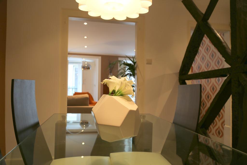 Design Stylish Lisbon Apartment Room photo